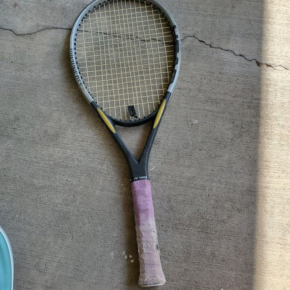 Yonex racket 4 5/8 grip vintage Fair Condition